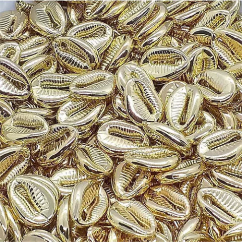 Ideal para confecção e customização em chinelos, bolsas, chaveiros, bijuterias e artesanatos em geral, patchwork, chinelos, bijuterias, objetos de decoração, artesanato e arranjos.  As configurações de seu monitor podem interferir na reprodução fiel das c