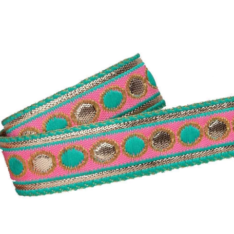 Renda Grega 2,2mm GR014 - 1 Metro  Peça com 1 m de comprimento e aproximadamente 2,2 cm de largura.  Composição: 100% Poliéster  Fabricante: Arte Punto