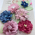 Flor de papel personalizada. Modelo exclusivo Darlene Artesanatos.  Lindas Flores pequenas para decoração de festas, letras, painéis, scrapbook e muito mais.  Chegou a delicadeza e qualidade que faltava na sua decoração.  Trabalhamos com papéis de qualida