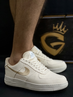 Air Force Stussy • Bege na internet