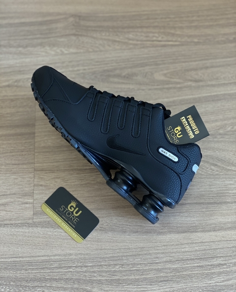 Nike Shox NZ • Preto
