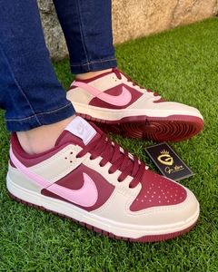 Nike DUNK • Rosa/Vinho - comprar online