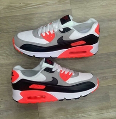 Air Max 90 • Preto/Cinza/Laranja