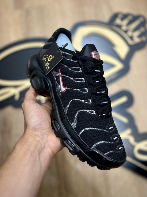 Air Max TN • Carbon Fiber