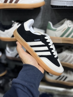 Adidas Samba • Preto/Branco