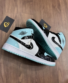 Air Jordan • Branco/Azul BB em verniz - Gu Store