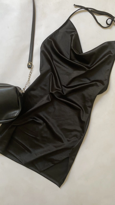 Vestido saten Magnolia