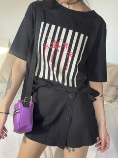 Remera Sea en internet