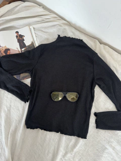 Polera Lanilla Basica puntilla - comprar online