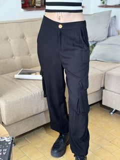 Pantalón lino Cargo con ataduras abajo en internet