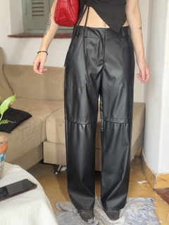 Pantalón engomado simil recto - Mi Loca Showroom