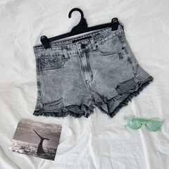 Short jean desflecado black - tienda online