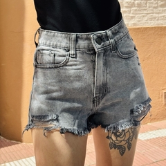 Short jean desflecado black - comprar online