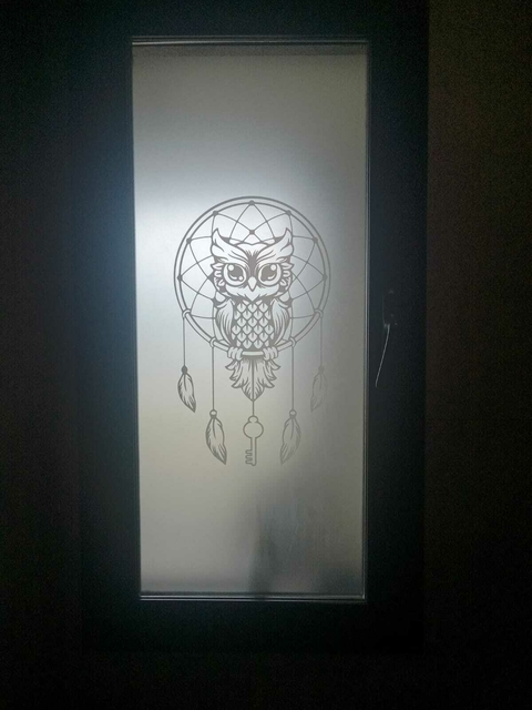 Vinilo Esmerilado impreso con tinta blanca "BÚHO"