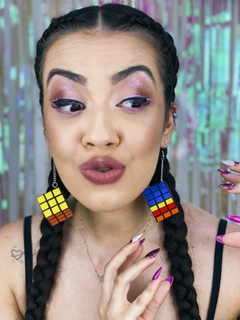 Brinco Cubo mágico na internet