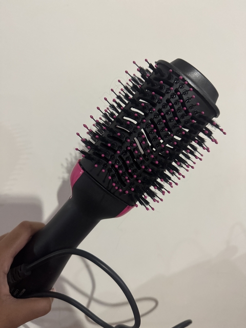 Escova secadora 127V - usada