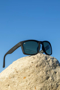 Imagen de LENTES DE SOL PREMIUM MMEDD HERO - BLACK EDITION - PROTECCION UV400