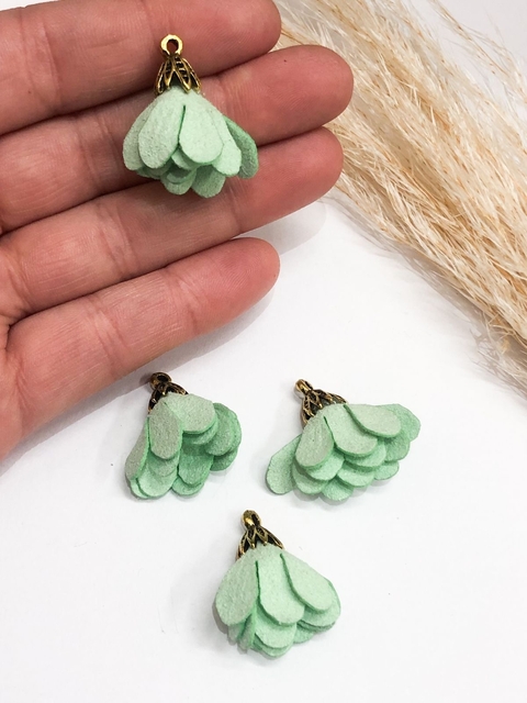 COD 2987 - Tassel em Forma de Flor Verde Água - 2 Unidades
