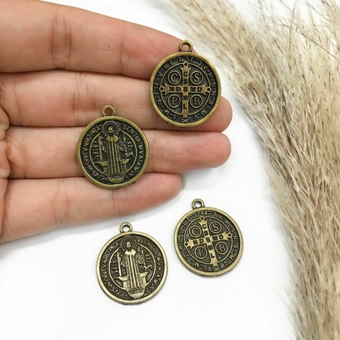 COD 9154 - Pingente Medalha de São Bento 2,5mm Ouro Velho - Unidade