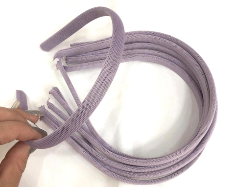 COD 7168 - Tiara Encapada de Tecido 10mm Lilas - Unidade
