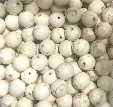 COD 4753 - Contas de Howlita Bege 4mm - Aprox. 100 pedras