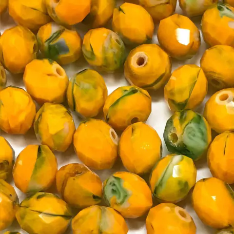 COD 8920 - Cristal 10mm Amarelo Mesclado - Aprox. 65 Pedras