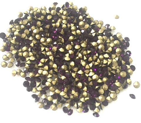 COD 549 - Pedra de Strass SS12/PP24 - Pacote com 30 pedras.