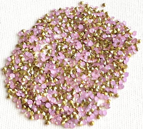 COD 2744 - Pedras de Strass SS8,5/PP18 Rose Opal - Pacote com 30 Pedras