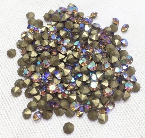 COD 6543 - Pedras de Strass SS14,5/PP28 Light Colorado Topaz - Pacote com 30 Pedras