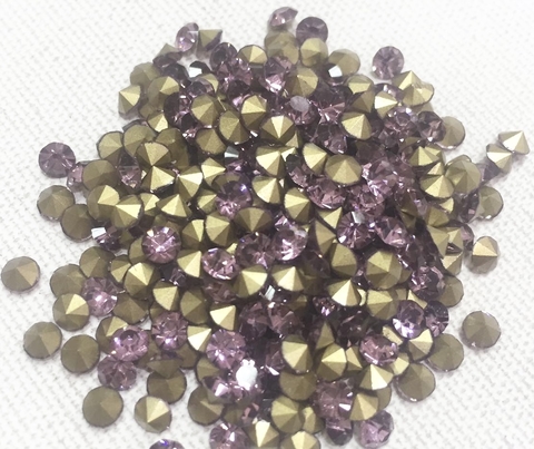 COD 6555 - Pedras de Strass SS14,5/PP28 Light Amethyst- Pacote com 30 Pedras