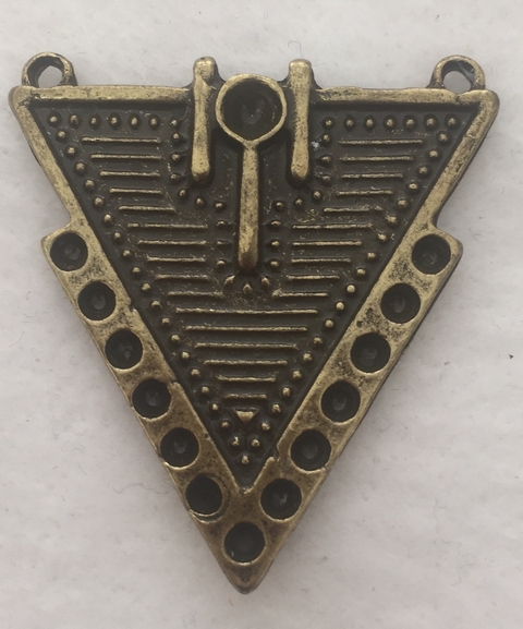COD 629 - Base Para Colar Triângulo - Unidade