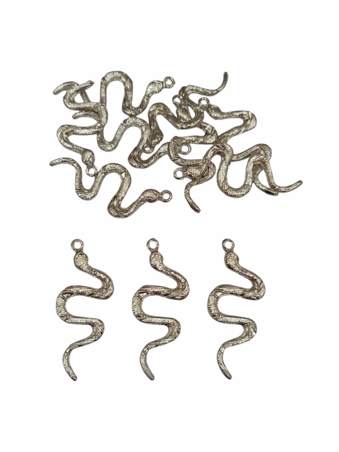 COD 3425 - Pingente Cobra 2.0x4.8cm - Unidade