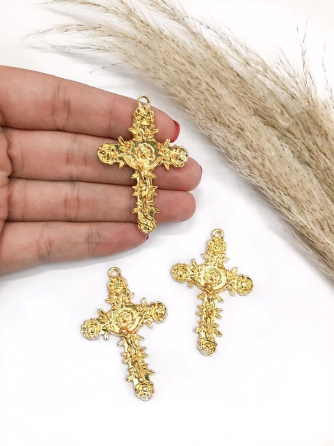 COD 9419 - Pingente Cruz 5,0x3,4cm - Unidade