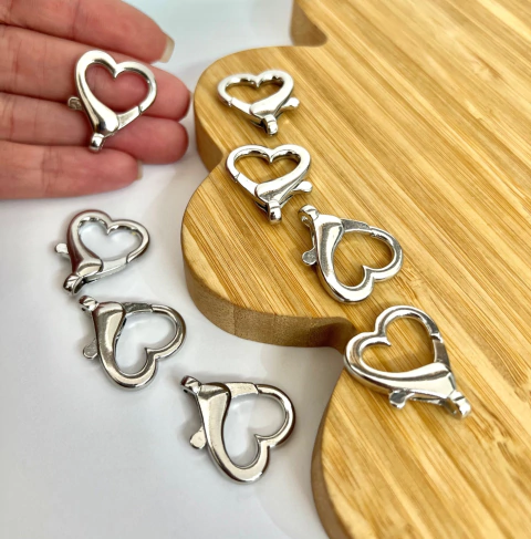 COD 6686 - Fecho Mosquetão Coração 25mm - 2 Unidades