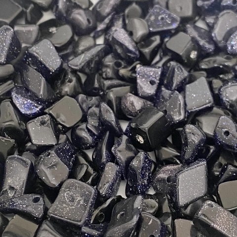 COD 1117 - Cascalho de Pedra Natural Bluestone - Quantidade aproximada equivalente a um fio de 80cm