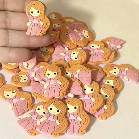 COD 7458 - Pingente Emborrachado 40mm Rapunzel - Unidade