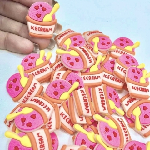 COD 7156 - Pingente Emborrachado 28mm Ice Cream - Unidade