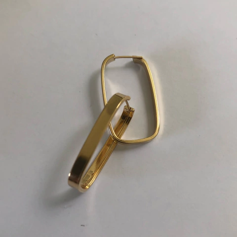 Argola de Ouro 18k Retangular 3mm
