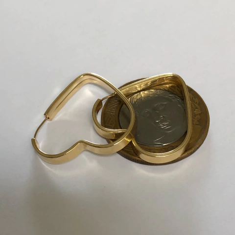 Argola de Ouro 18k Coração