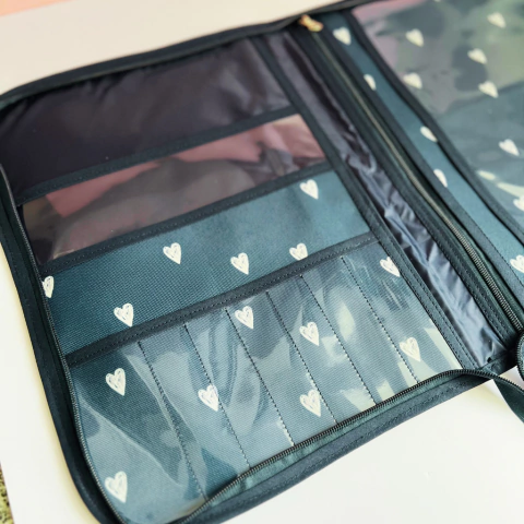 Carpeta Mil corazones - comprar online