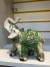 Elefante Decorativo de Resina Verde - comprar online