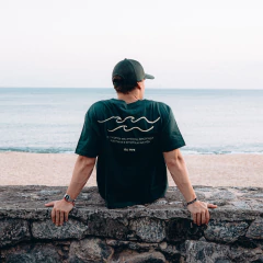 Camiseta Boxy - Live Simply Verde Escura