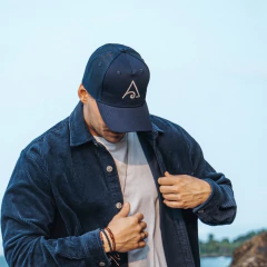 Boné Balance Azul na internet