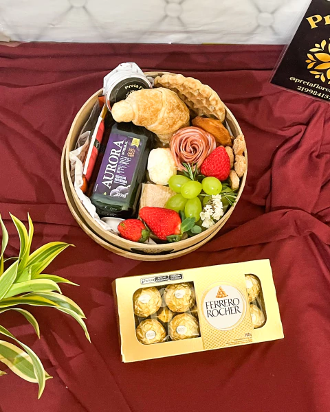 Cesta de café da manhã Redonda + Ferrero Rocher - café individual - comprar online