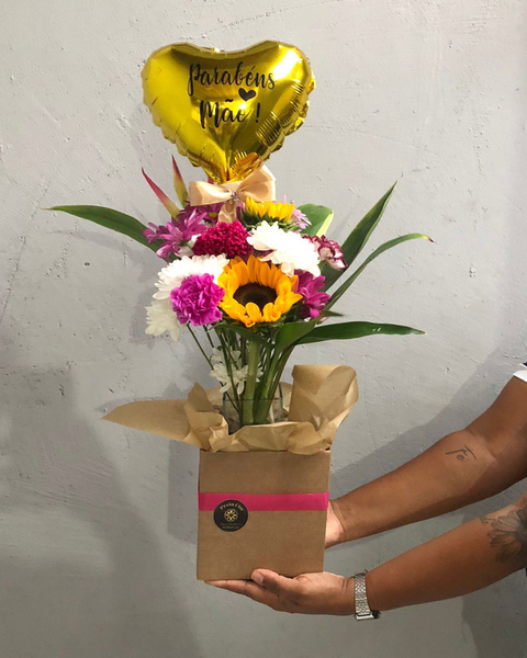 Flores no vaso +balão P laminado