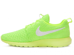 Tênis Nike Roshe Run NM Volt na internet