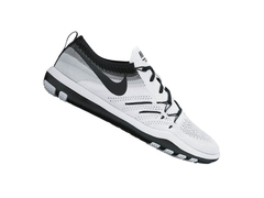 Tênis Nike Wmns Free Flyknit Training Focus OC Oreo na internet