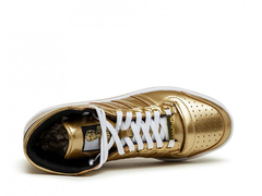 Tênis Adidas X Star Wars Top Ten Hi C-3PO na internet