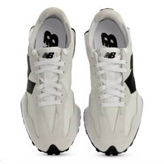 Tênis New Balance U327v1 Reflection na internet