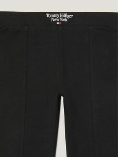 Legging Com Fenda na Barra Tommy Hilfiger na internet